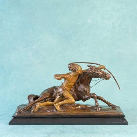 Винтаж: Бронзовая скульптура «Конный лучник»