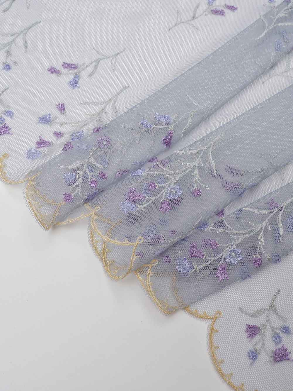 Кружево вышивка на сетке серо-голубая с мультиколор неэластичная ширина 30 см