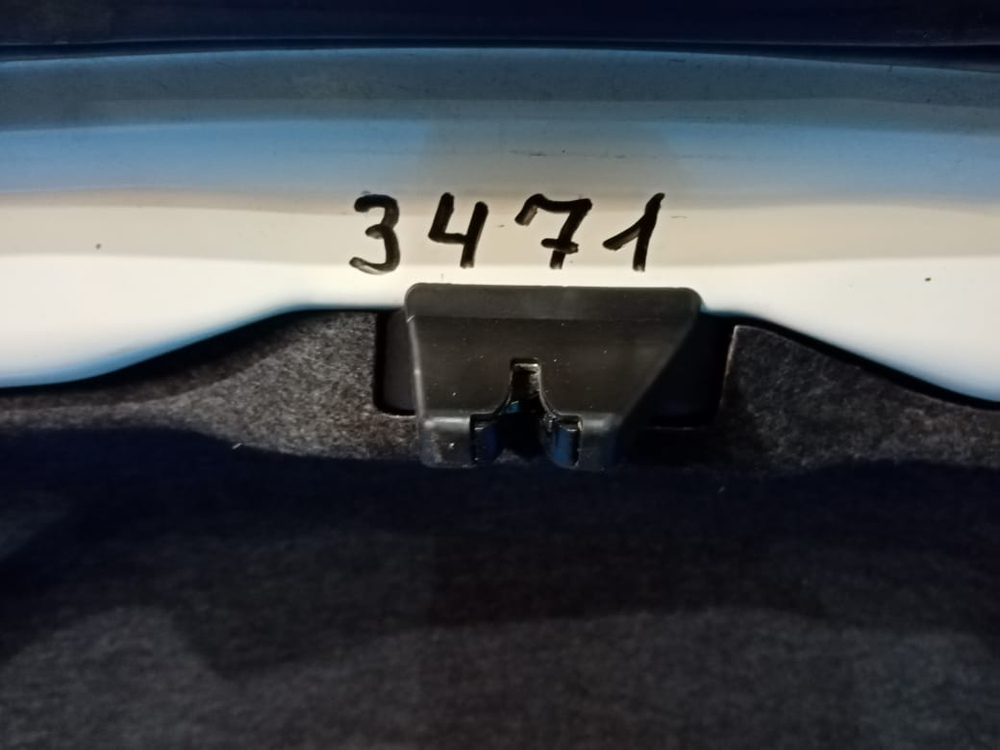 Крышка багажника Honda INSPIRE 2009