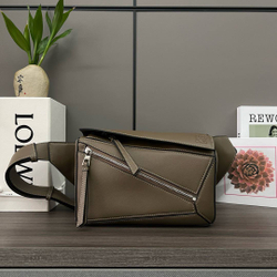 Поясная сумка Loewe