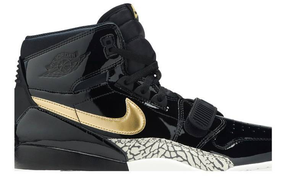 Кроссовки Jordan Legacy 312