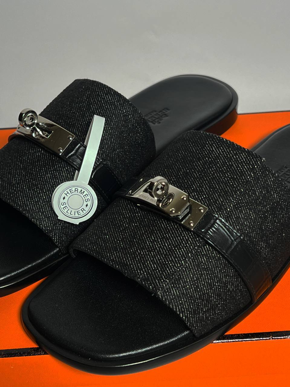 Шлепанцы Hermes