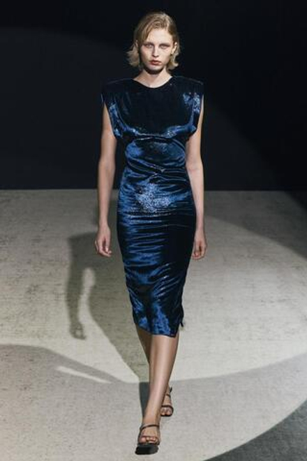 ZARA БАРХАТНОЕ ПЛАТЬЕ С ПОДПЛЕЧНИКАМИ — ZW COLLECTION, МОРСКОЙ СИНИЙ