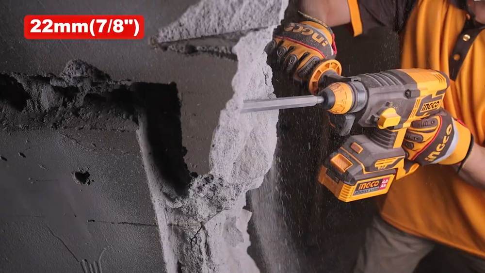 Аккумуляторный бесщеточный перфоратор SDS-Plus INGCO CRHLI212282 INDUSTRIAL 20 В 2 Дж 2x4 Ач