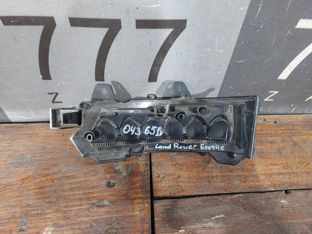 Повторитель поворота в зеркало правый RR Evoque 1 15-18 Б/У Оригинал LR048351