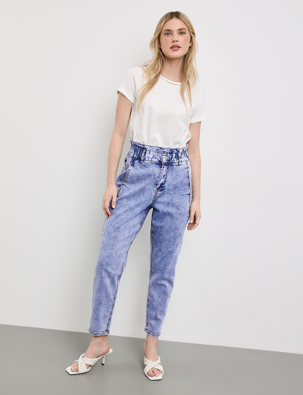 Джинсы женские TAIFUN