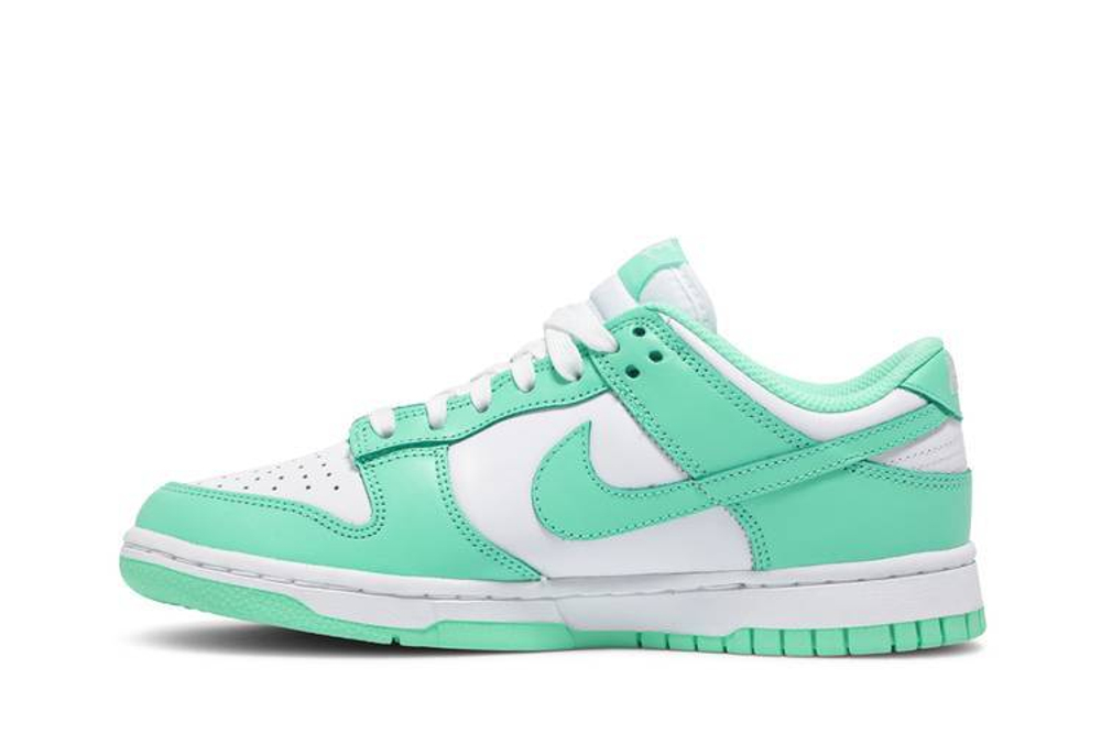 Кроссовки Nike Dunk Low Green Glow (Женская размерная сетка)