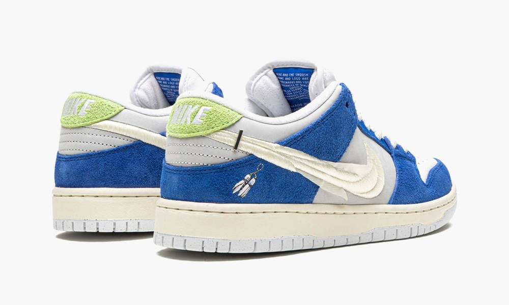 SB Dunk Low Pro "Fly Streetwear Gardenia"