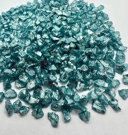 СТЕКЛЯННАЯ КРОШКА БЛЕСТЯЩАЯ СВЕТЛО-ГОЛУБАЯ