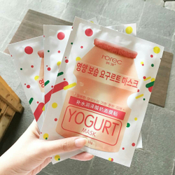 Тканевая йогуртовая маска