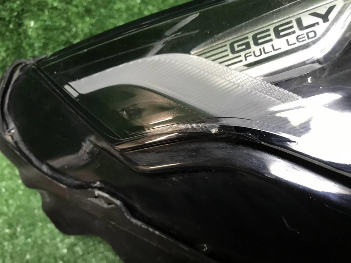 Фара правая Geely Coolray (2019-2023) LED