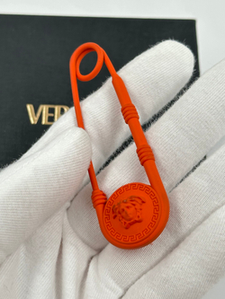 Брошь Булавка Versace