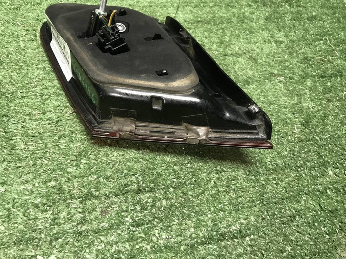 Фонарь правый внутренний Mercedes E W212 (13-16)