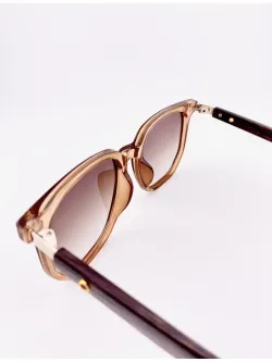 Очки солнцезащитные