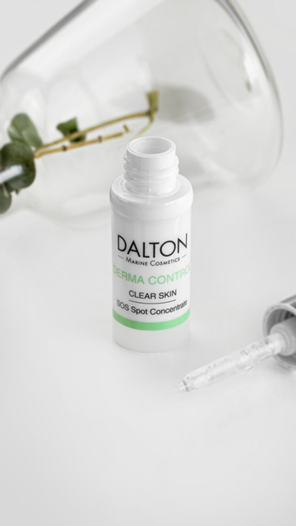 Dalton Лечебный концентрат против угревой сыпи - CLEAR SKIN SOS Spot Concentrate, 15 мл