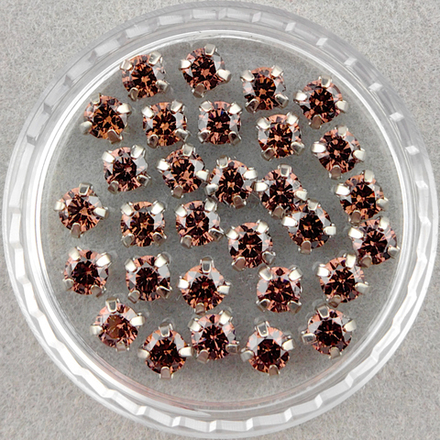 Фианиты шатоны в оправах, кофейный/платина