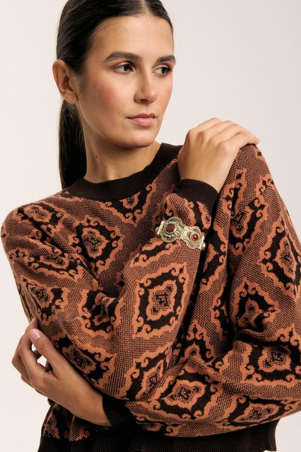 Лонгслив Idel Тюбетейка укороченный коричневый