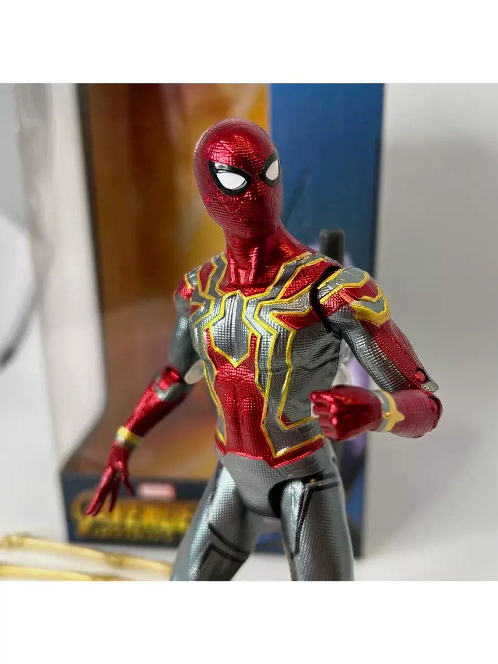 Фигурка Человек Паук Spider Man Марвел ZD Toys 1606-12 свет