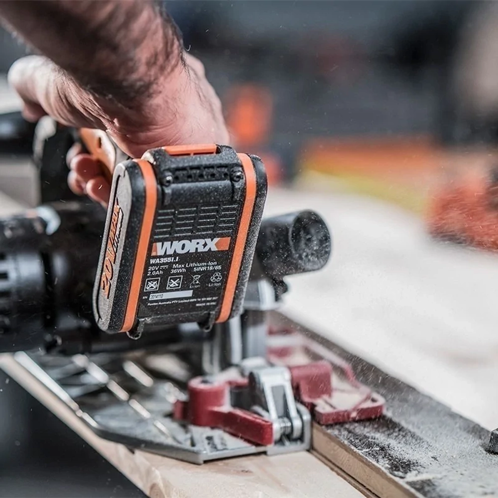 WORX WX530 аккумуляторная дисковая пила (1 x 2 Ач, ЗУ)