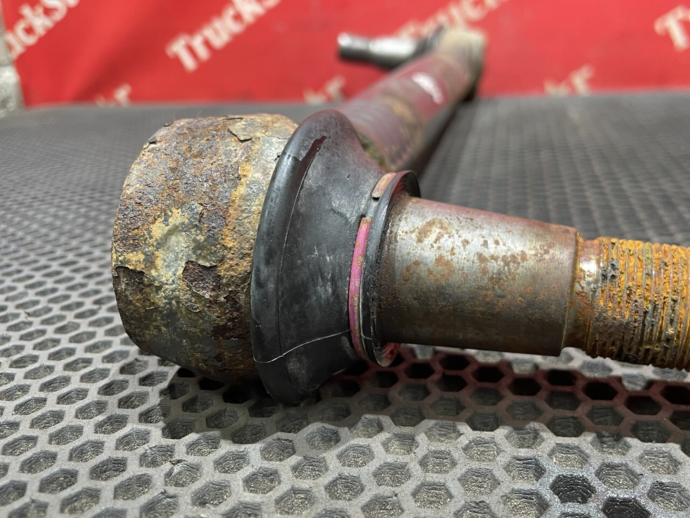 Стойка заднего стабилизатора 2018г