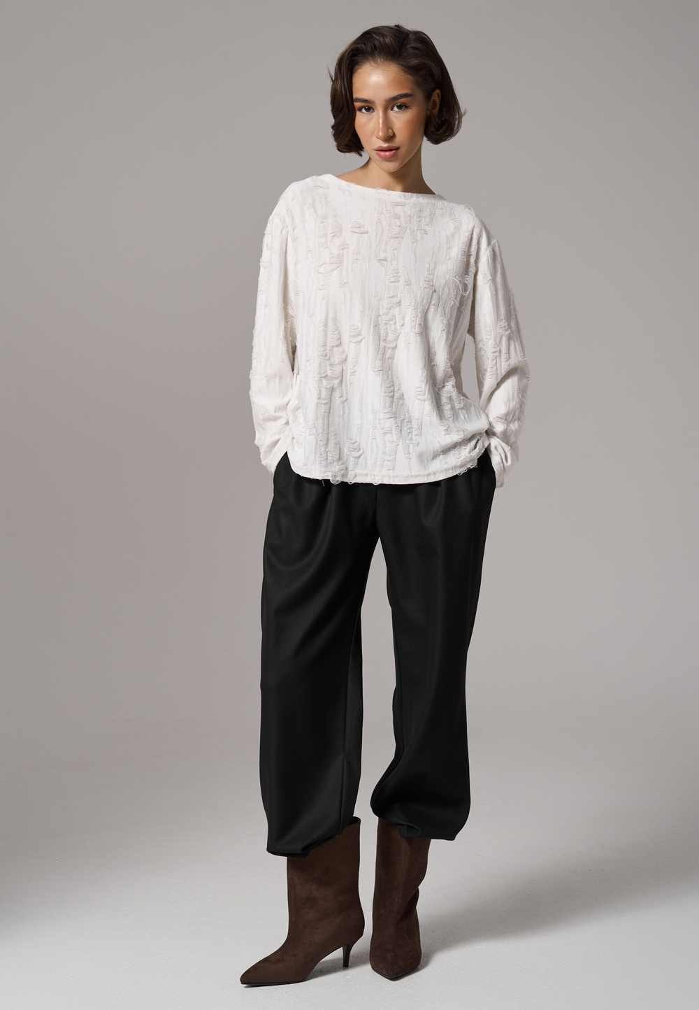 Брюки с поясом на резинке черные