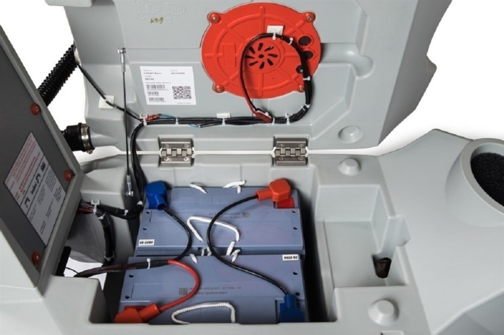 Машина поломоечная Bennett CLEVER C660bt (с литиевым АКБ 80А) BNT62080-li80