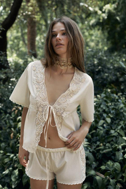 ZARA ВЫШИТЫЕ ШОРТЫ С БИСЕРОМ LIMITED EDITION, ЖЕЛТОВАТО-БЕЛЫЙ