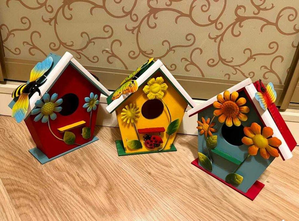 Сборка и роспись скворечника