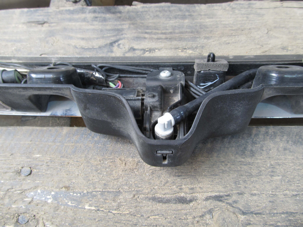 Накладка багажника Ford Explorer 5  Б/У Оригинал BB5Z13B482BA