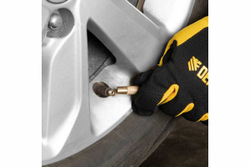 Автомобильный компрессор DENZEL AC-37, 12 В, 7 атм 37 л/мин, 58055