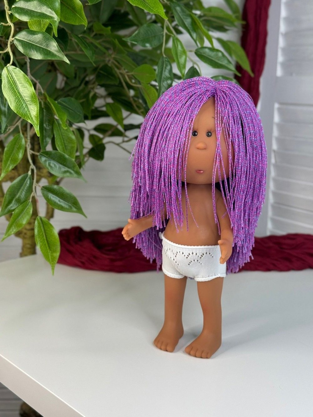 Кукла Nines виниловая 30см MIA LATINA без одежды (3000WL5A1)