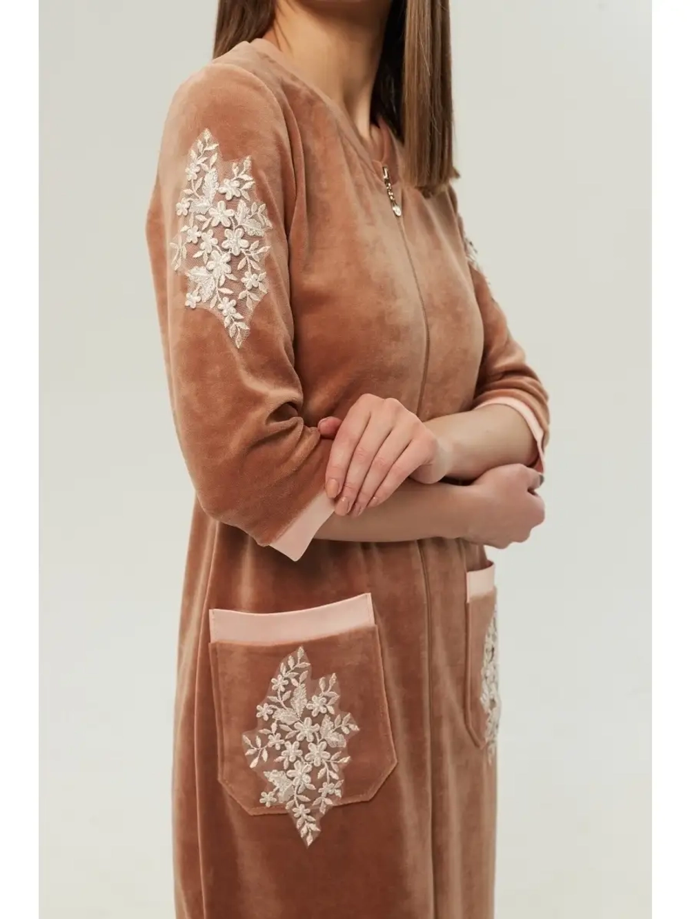 Халат велюровый домашний на молнии