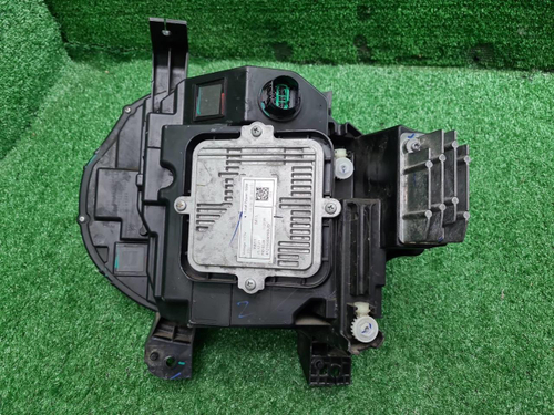 Фара правая Tank 300 (2021-н.в.) LED