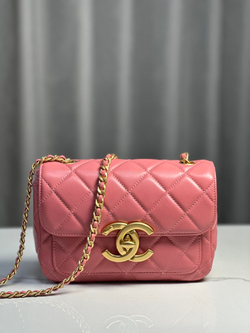 Chanel Bag 19 cm