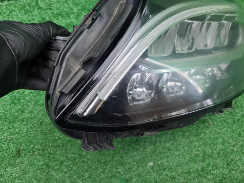 Фара левая Mercedes C w205 (2018-2023) LED