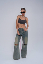 Джинсы рваные с корсетной завязкой сзади