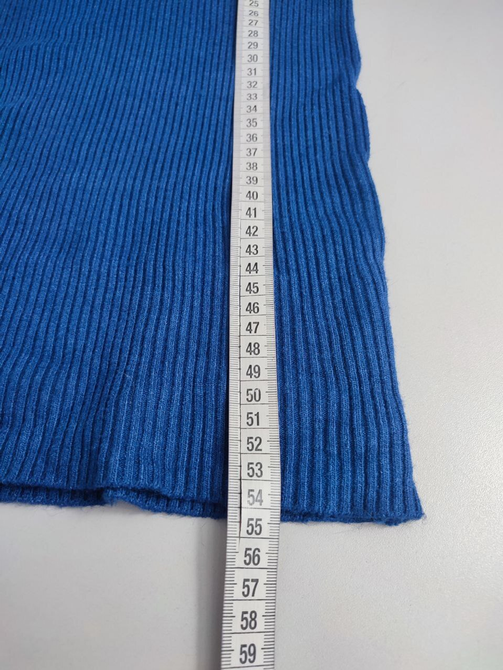 Свитер Линлин однотонный 44-46 размер