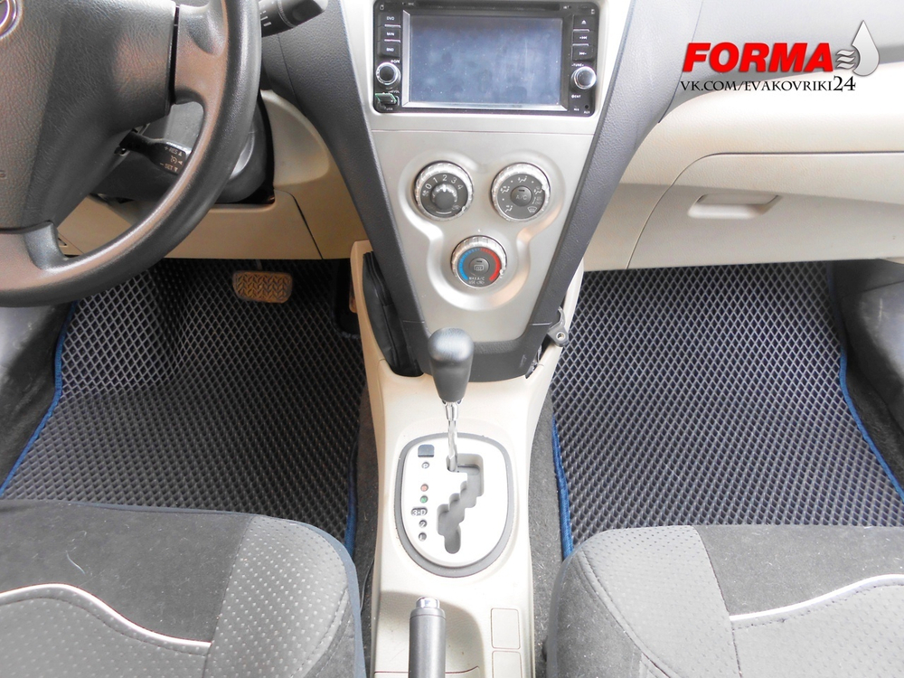 Toyota Yaris 2 поколение XP90 (03.2006 - 01.2010) седан