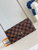 Louis Vuitton Sarah Wallet