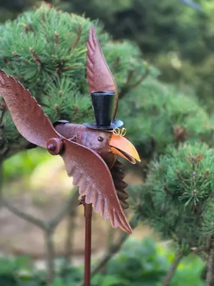 Декор на штекере Ворон 15x36x21см + 110 см штекер