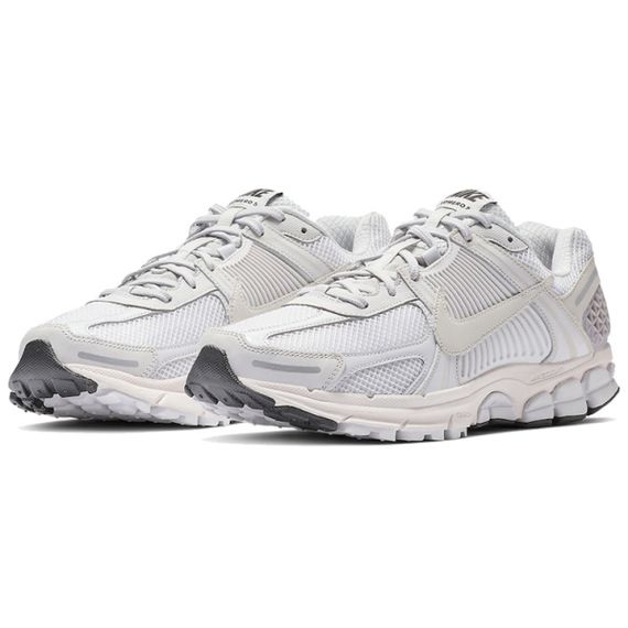 Nike Air Zoom Vomero 5 Беговые кроссовки Низкие Унисекс