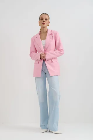 Приталенный жакет со стежкой розового цвета