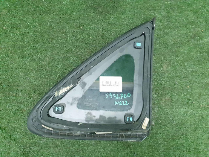 Форточка задняя левая Mercedes S W222 (2013-2020) Maybach