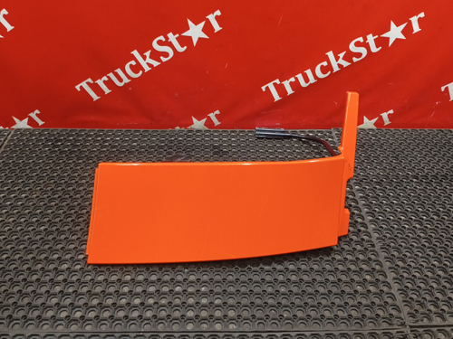 Спойлер кабины боковой верхний левый 2023г.