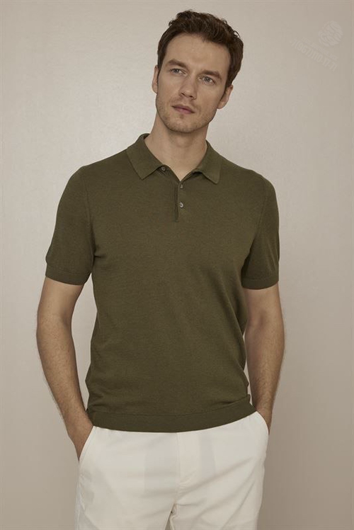 Поло Emiliano Zapata