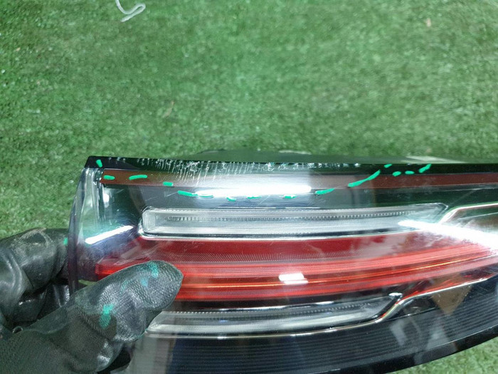 Фонарь правый внешний Porsche Cayenne 3 (17-23)