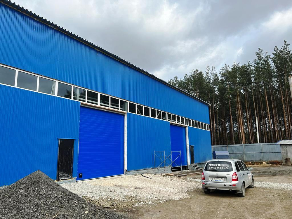 Монтаж и постава материала на кровлю склада, Площадь кровли 1000 м2