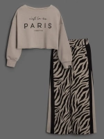 Костюм для девочки на осень