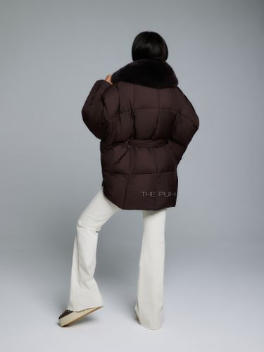 Пуховик летучая мышь шоколадного цвета с мехом