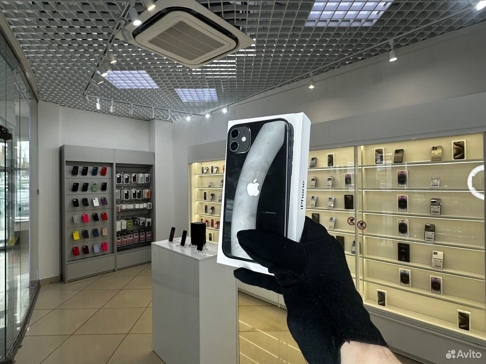 iPhone 11 64 ГБ б/у